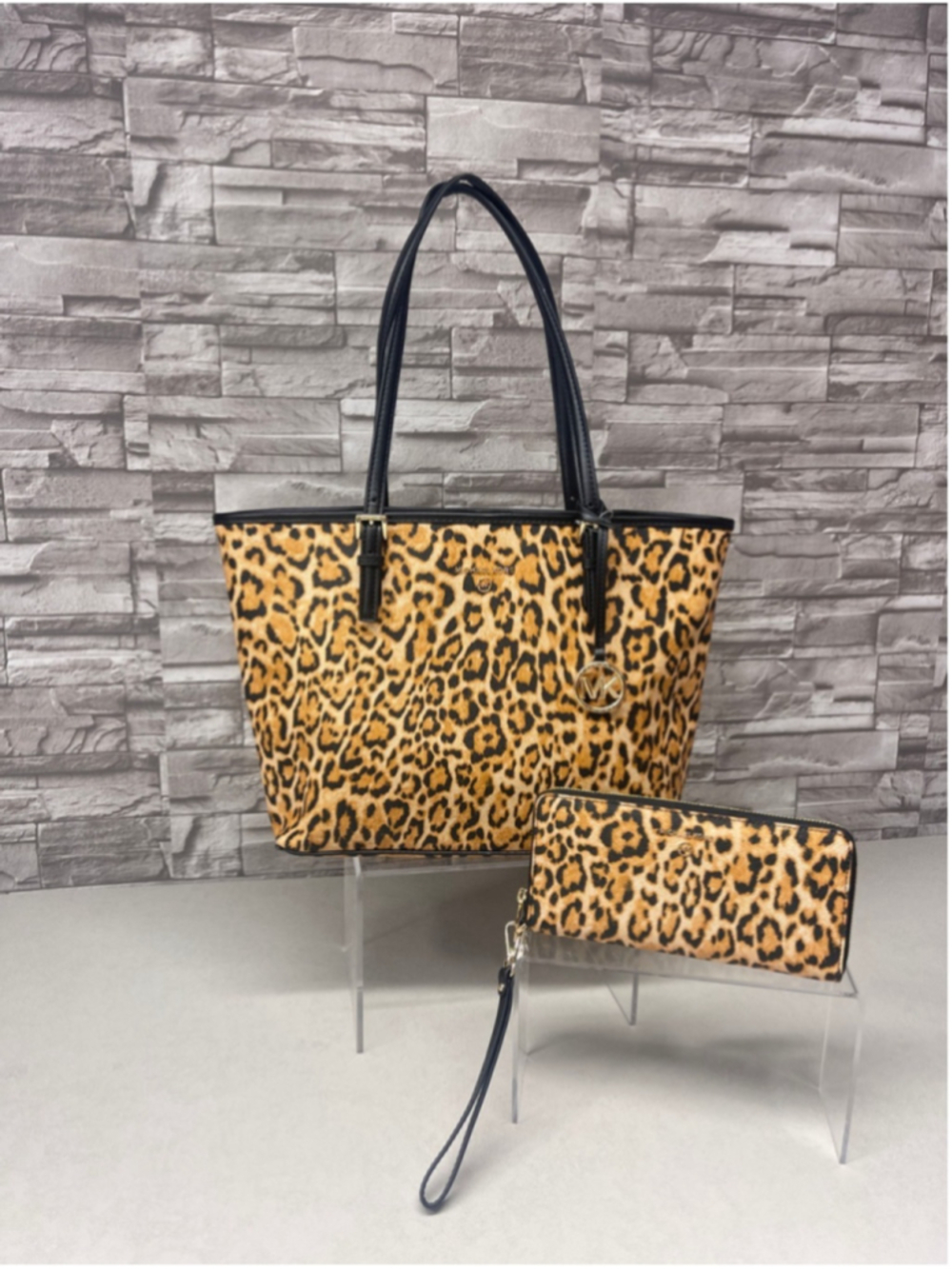 Michael Kors Charm Meduim Carryall Tote Cheetah Print & Matching Wallet Marigold